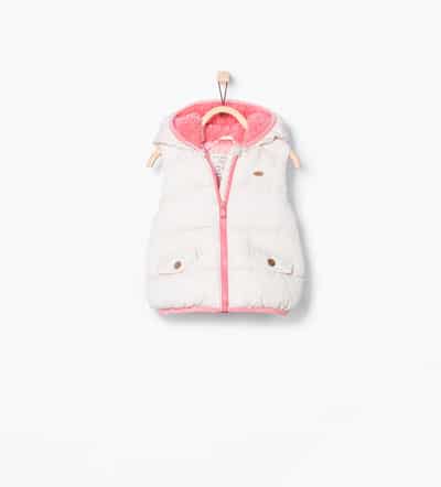 Hooded waistcoat with pockets