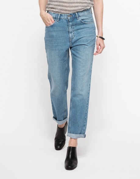 Linda in Tailored Stone